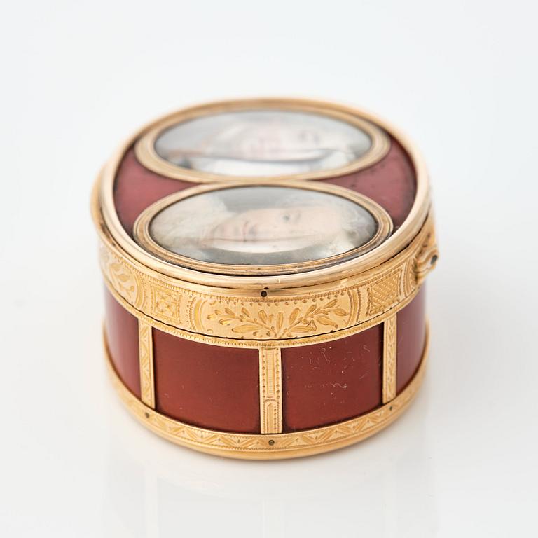 A French 18th century gold and red lacquer box, marked in Paris 1777-1778.