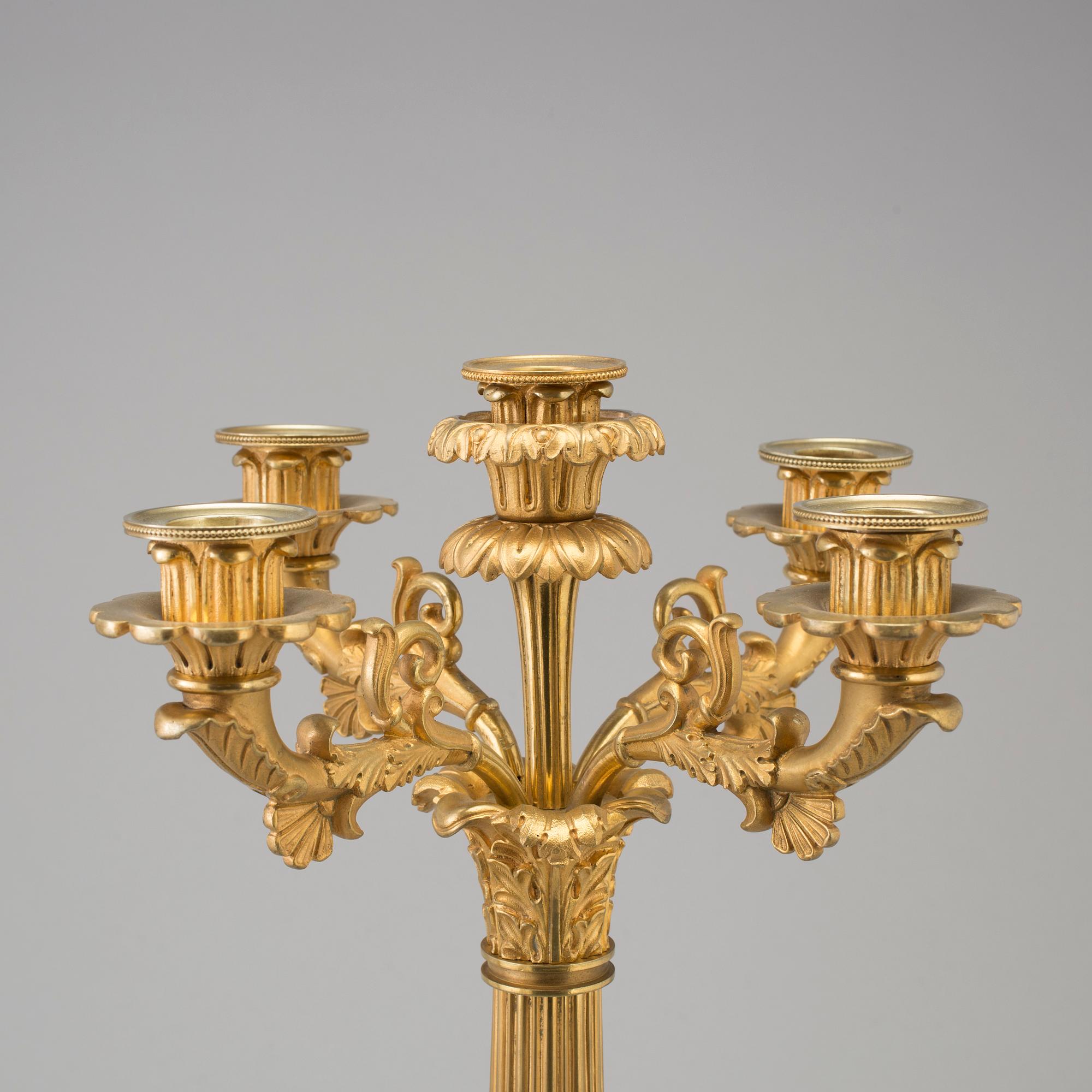 KANDELABRAR, ett par, förgylld brons, senempire, 1800-talets mitt.