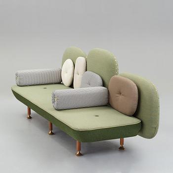 NIPA DOSHI & JONATHAN LEVIEN, "My Beautiful Backside", soffa, Moroso, 2008.