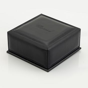 18K gold and brilliant cut diamond "ice cube" necklace, Chopard.