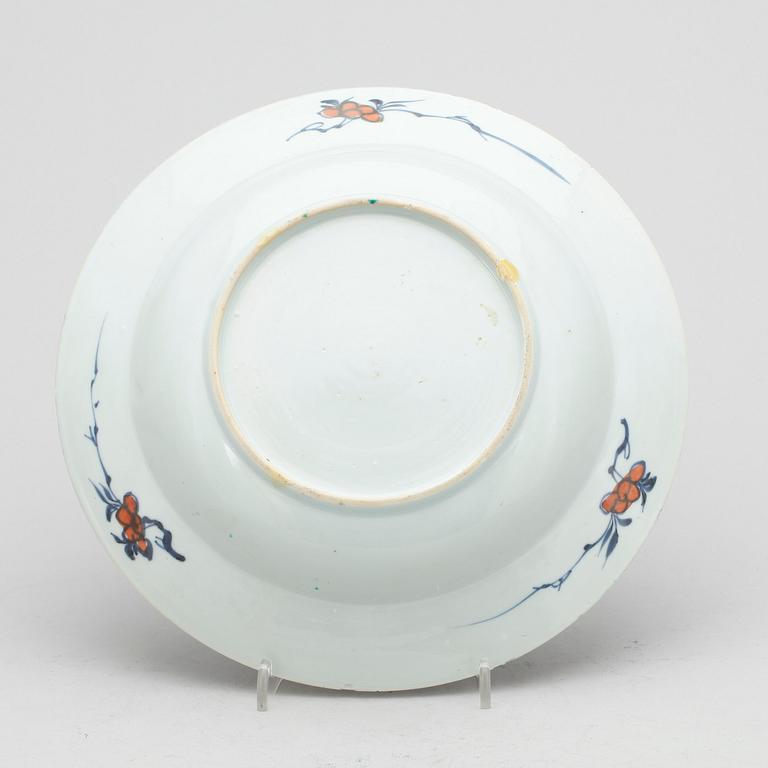 TALLRIK, porslin, Kina, 1700-talets början.