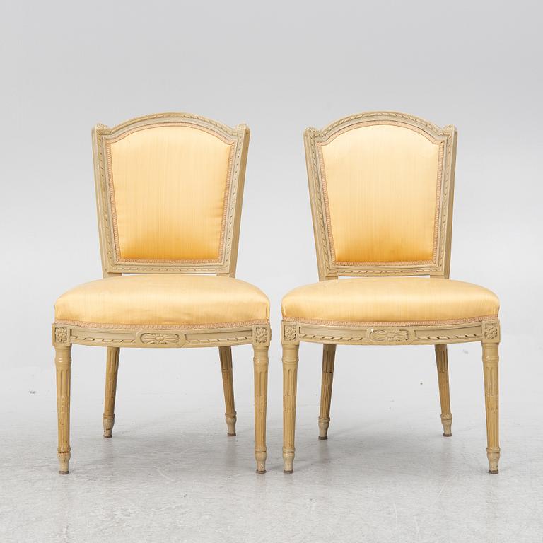 A pair of Gustavian chairs, late 18th century.