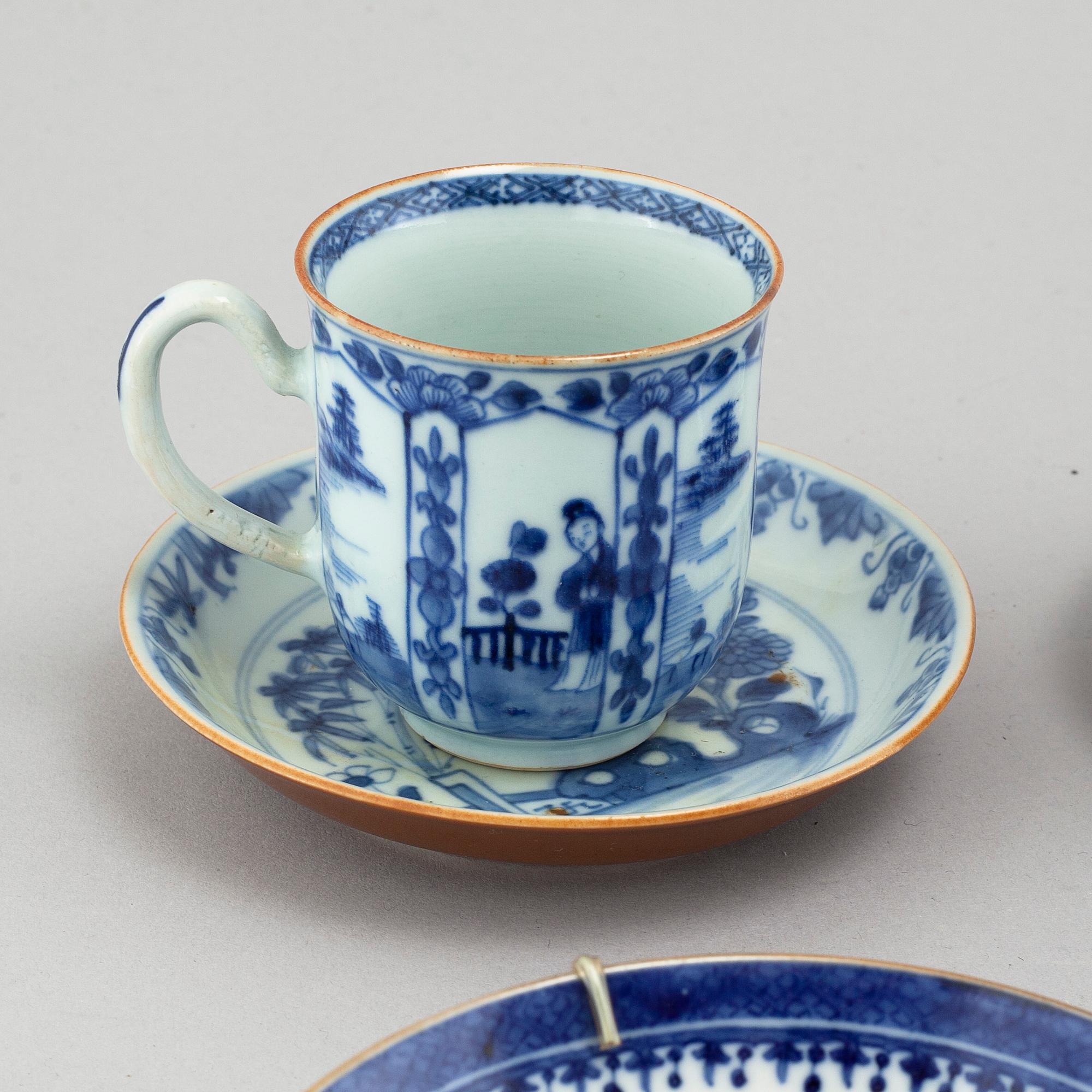 PORCELAIN, 13 pieces, China, 18th/19th century.