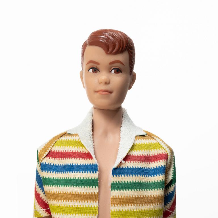 Barbiedockor, 4 st, samt kläder och accessoarer, Mattel, 1960-tal.