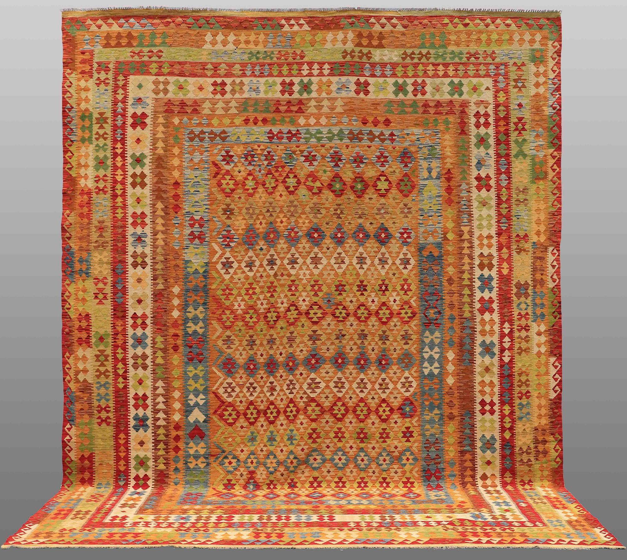 MATTA, Kelim, ca 393 x 310 cm.