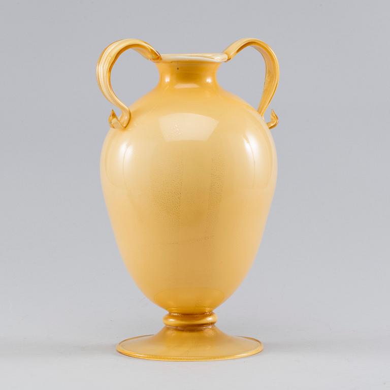 VAS med HÄNKLAR, Art Deco, Napoleone Martinuzzi, Venini, Murano. 1930.