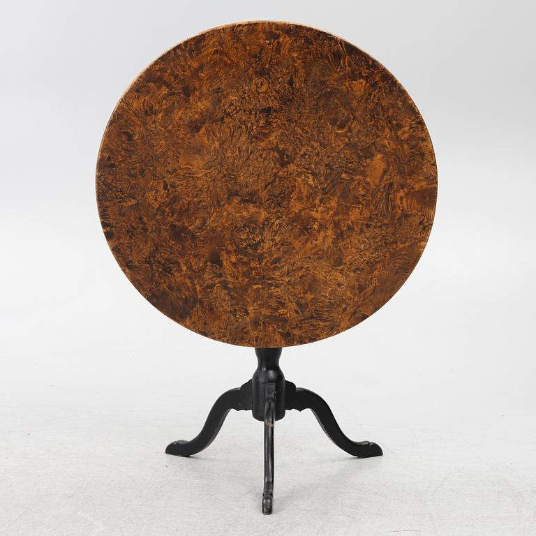 A folding table, Mälardalen, first half of the 19th century.