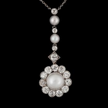 932. A cultured pearl and diamond necklace. Circa 1900.