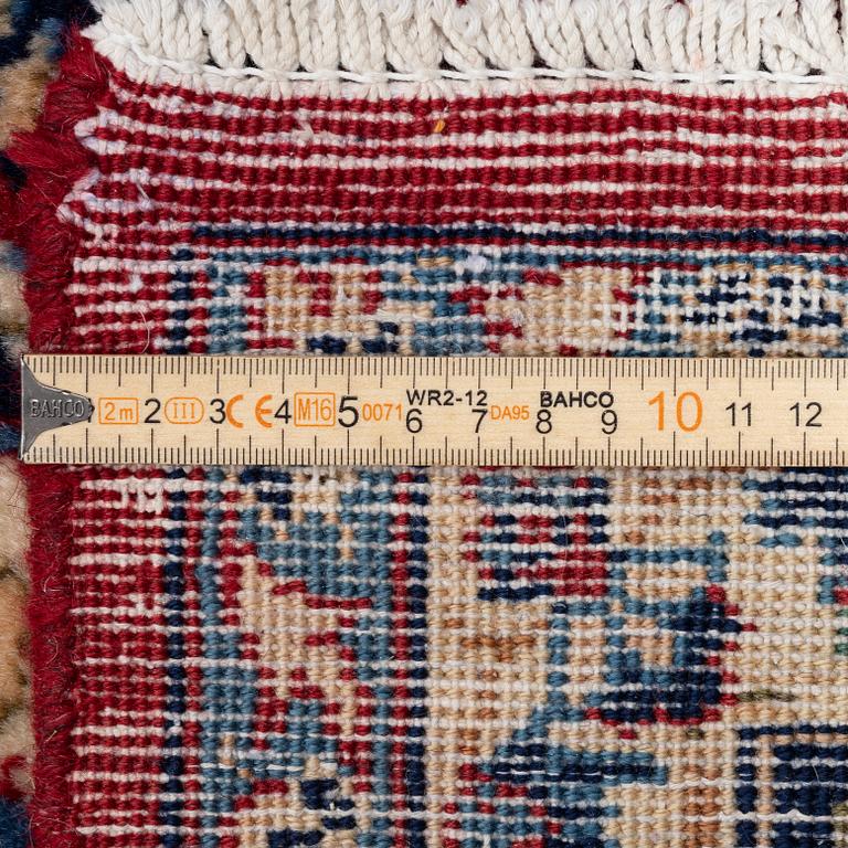 Matta, Najafabad, ca 370 x 260 cm.