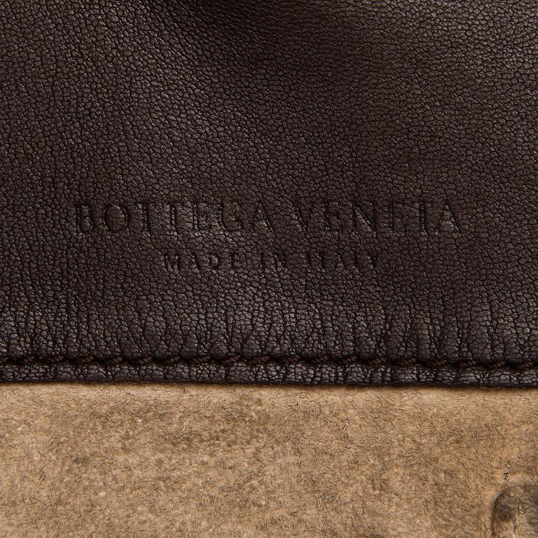 VÄSKA, Bottega Veneta.