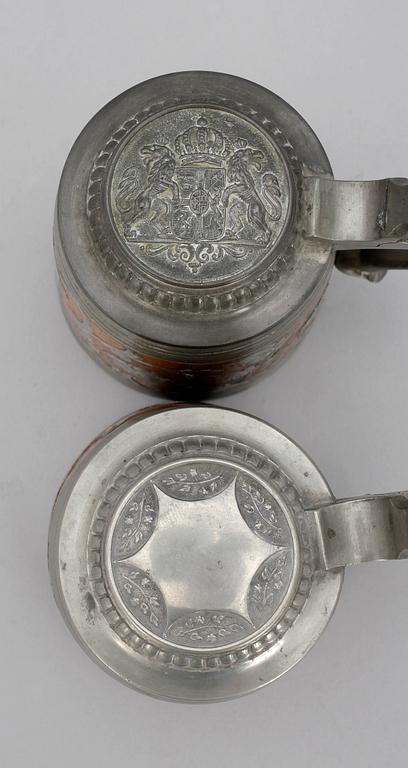 DRYCKESSTOP, 2 st, tenn och trä, 1800-talets slut.