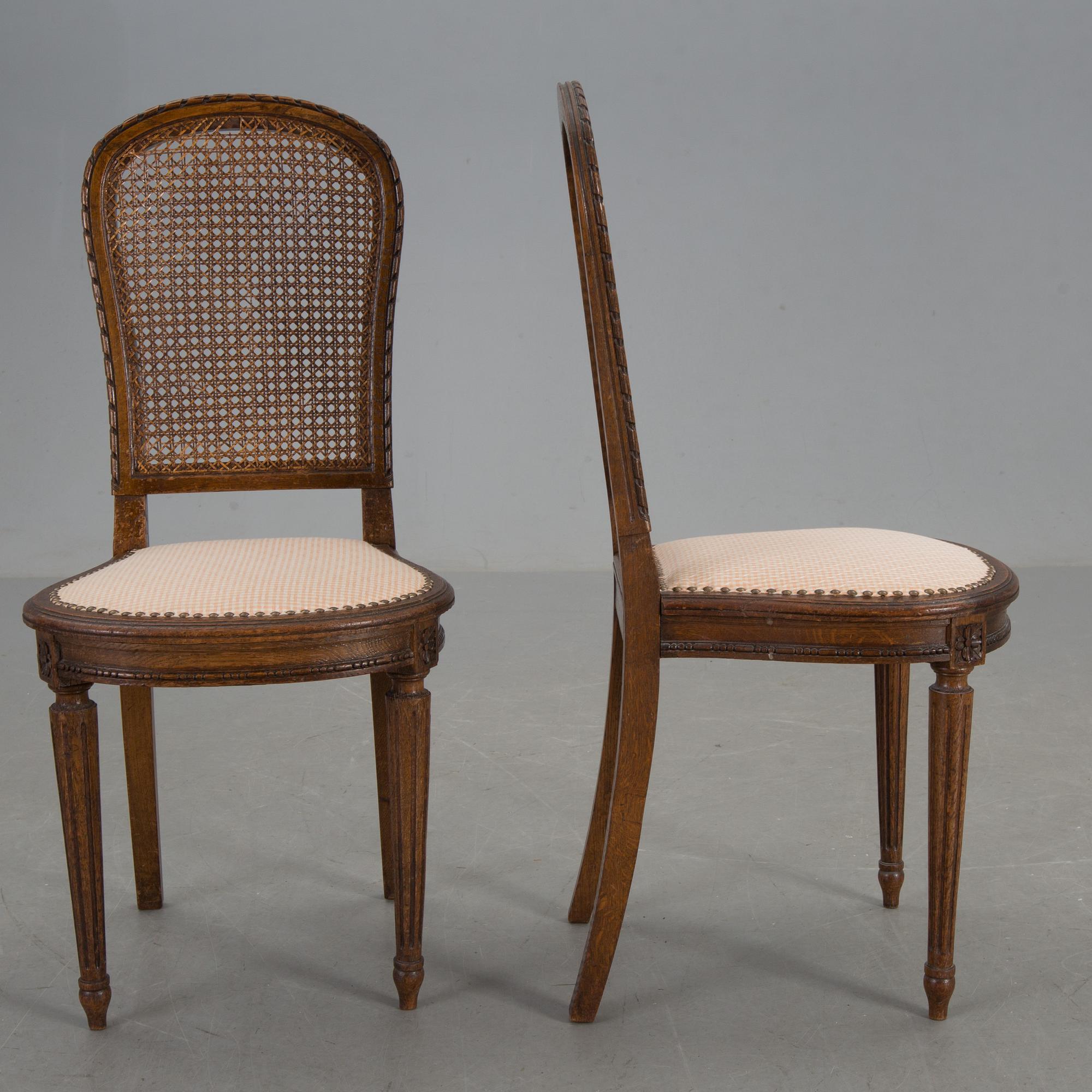 STOLAR, ett par, Sydeuropa, Louis XVI-stil.