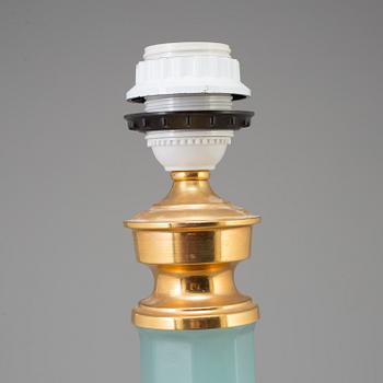 A CENEDESE MURANO TABLE LAMP, ITALY. MIDDLE OF 20TH CENTURY.