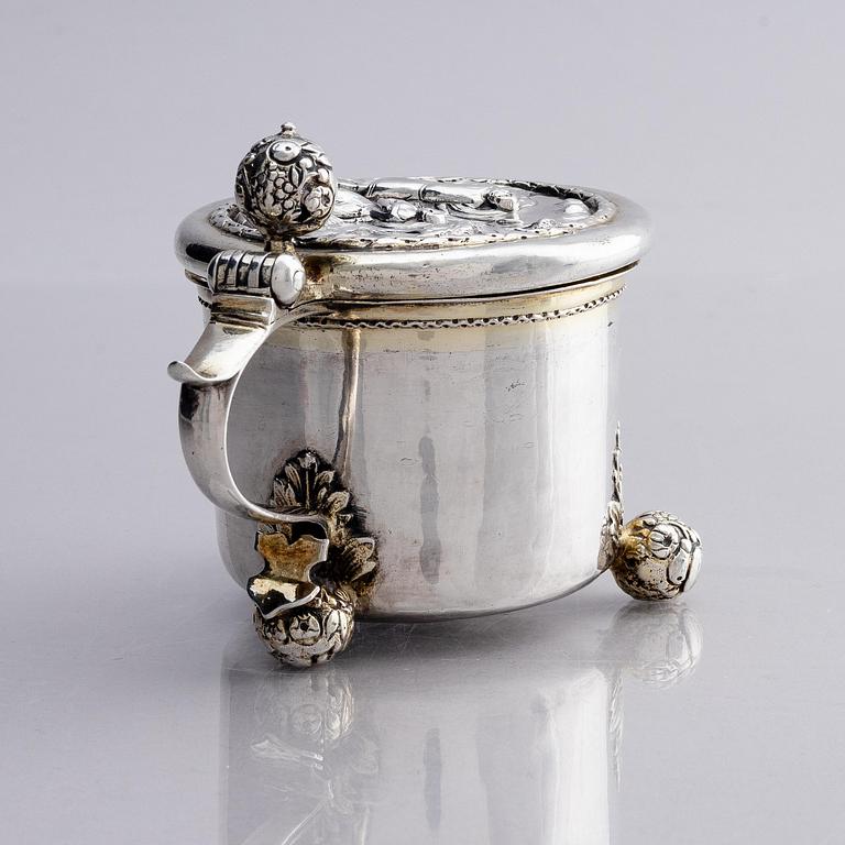 A Swedish 17th century parcel-gilt silver tankard, mark of Johan Dragman Arboga (active 1701-1746).
