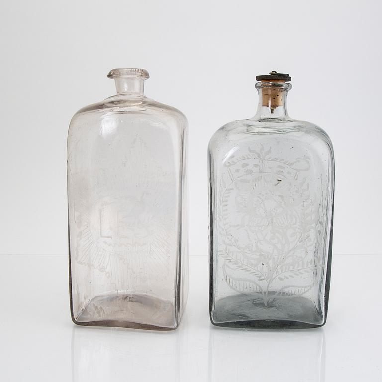 Karaffer 4 st 18/1900-tal.