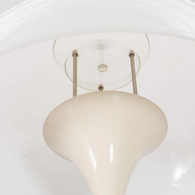 VERNER PANTON, golvlampa, "Pantella", Louis Poulsen, Danmark.