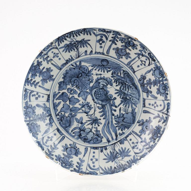 Fat, porslin. Mingdynastin, 1500-tal.