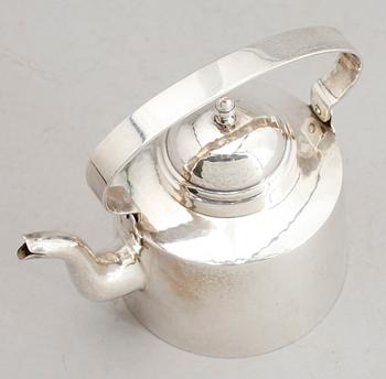 KAFFEKANNA, silver, K Andersson, Stockholm 1919. Vikt ca 364 g.