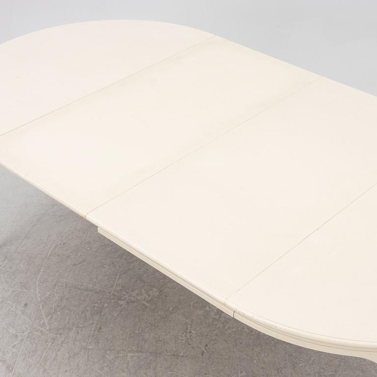 Svante Skogh, a 'Vindö' dining table and four chairs, Balders snickeri, Vaggeryd, second half of the 20th century.