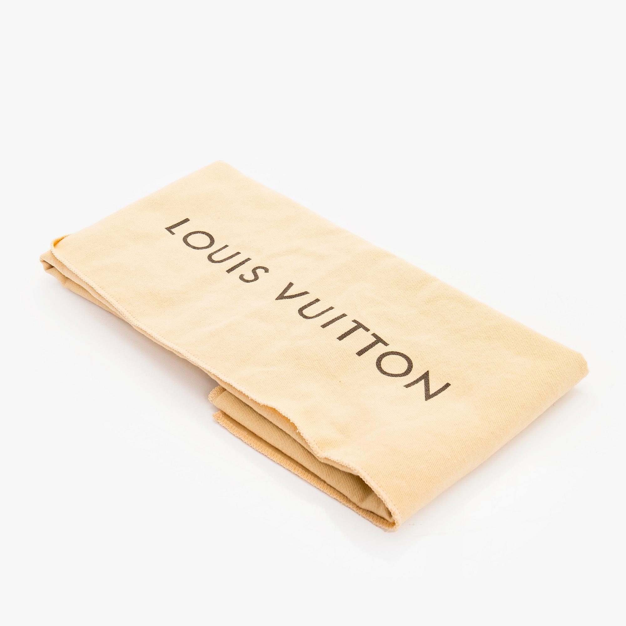 Louis Vuitton, An 'Epi Montaigne PM' bag.