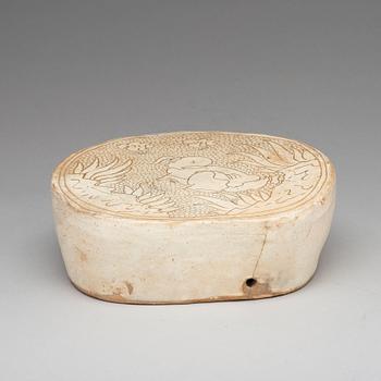 A Cizhou pillow, Song dynasty (960-1279).