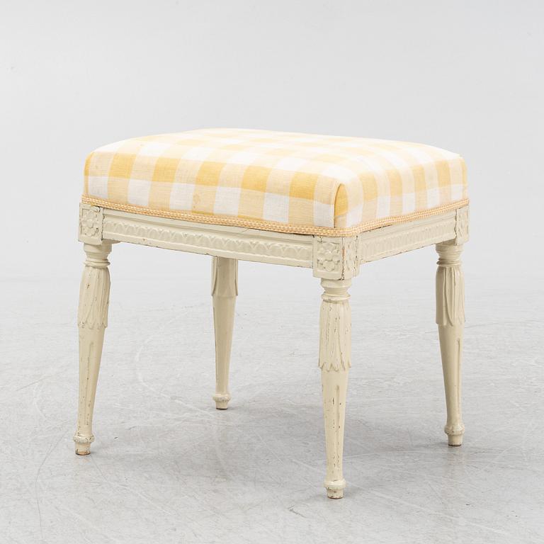 Taburett, gustaviansk, med Stockholms Hallstämpel, sent 1700-tal.