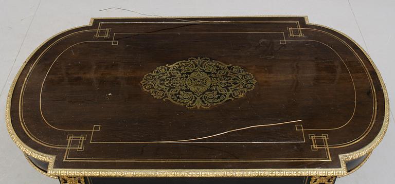 SALONGSBORD, Louis XVI-stil, 1800-talets senare hälft.