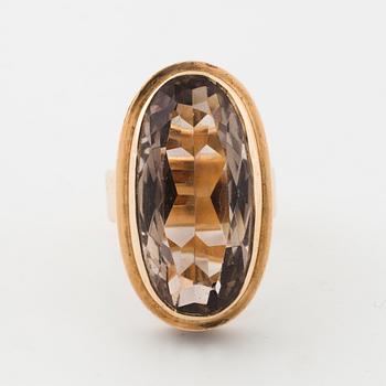 ANDERS HÖGBERG, Göteborg, 1991, a faceted smoky quartz ring.