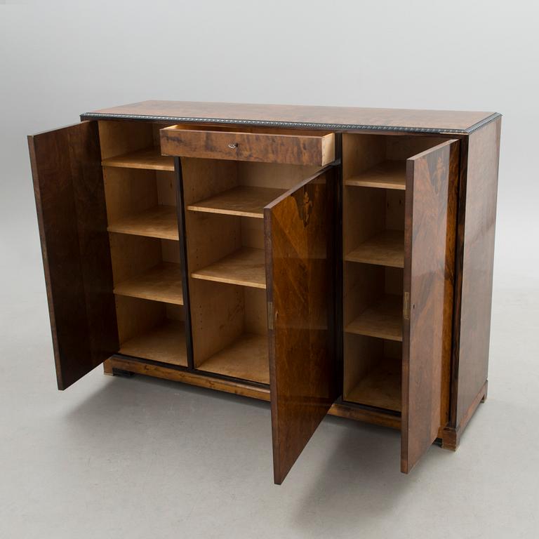 SIDEBOARD, 1930s-40s.