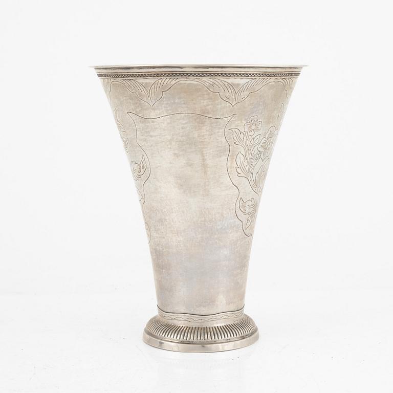 A Swedish silver beaker, mark of Petter Gillberg, Varberg 1787.