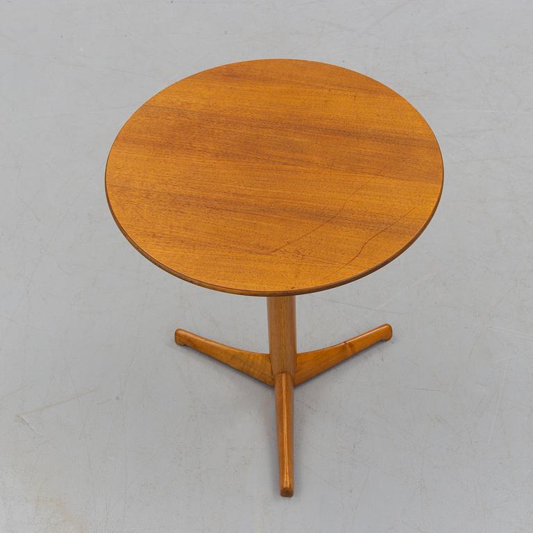 KERSTIN HÖRLIN-HOLMQUIST, BORD, "Äpplet", ur serien "Paradiset", Triva, Nordiska Kompaniet.