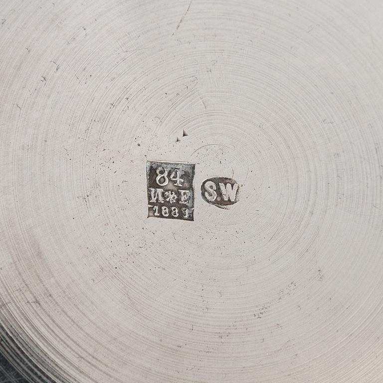 A Russian silver sugar bowl, maker's mark of Stefan Wäkevä, Saint Petersburg 1888.