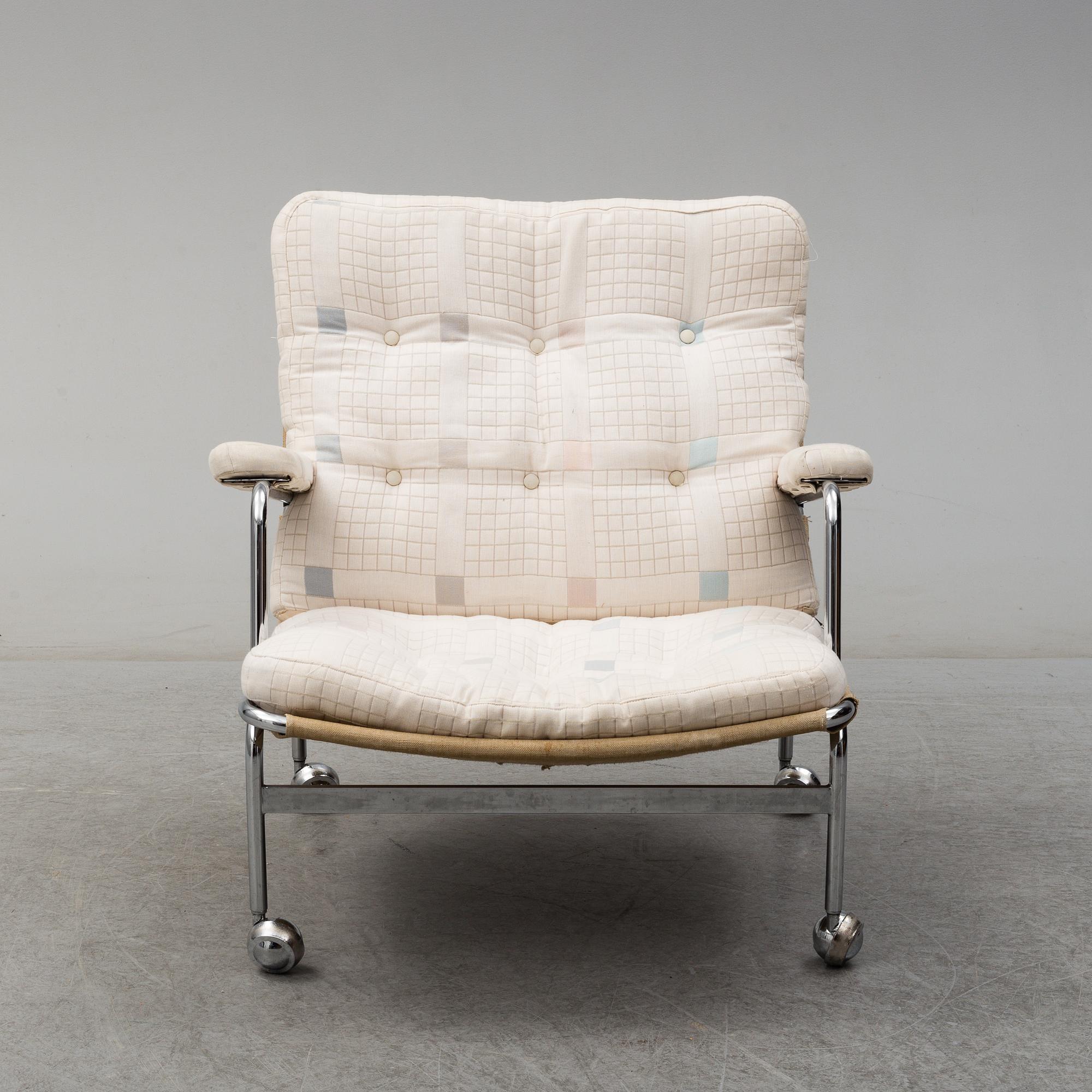BRUNO MATHSSON, a 'Karin' easy chair, for Dux.