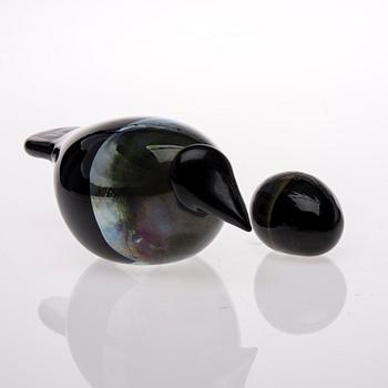 FIGURINER, 2 st, glas, signerade Toikka Nuutajärvi.