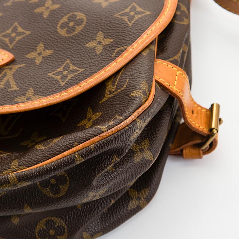 Louis Vuitton, väska, "Saumur 30".