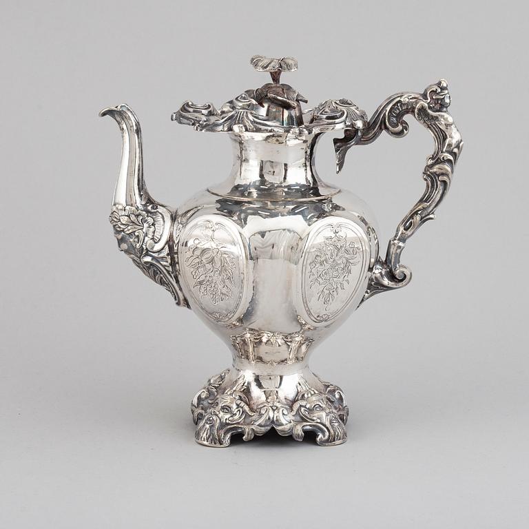 KAFFEKANNA, nysilver, 1800-tal. Nyrokoko.