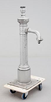 VATTENPUMP, gjutjärn, sekelskiftet 1900.