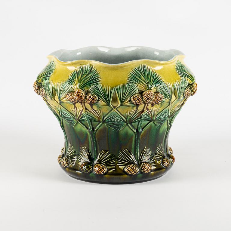 An Art Nouveau pot, Rörstrand, Sweden, around the year 1900.