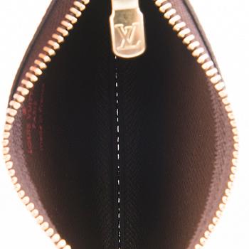 LOUIS VUITTON, NYCKELHÅLLARE, 2 st, "Pochette Clés", i monogram- resp. Damier Ebene-canvas.