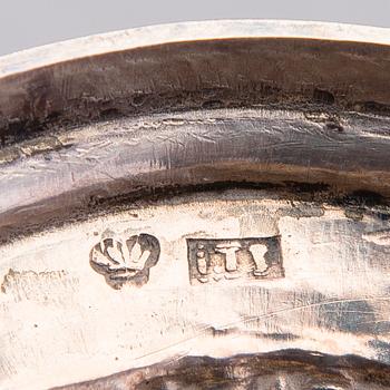 SALTKAR, ett par, silver, empire, Johan Tallberg (Lovisa 1807-1831). Vikt 192 g.