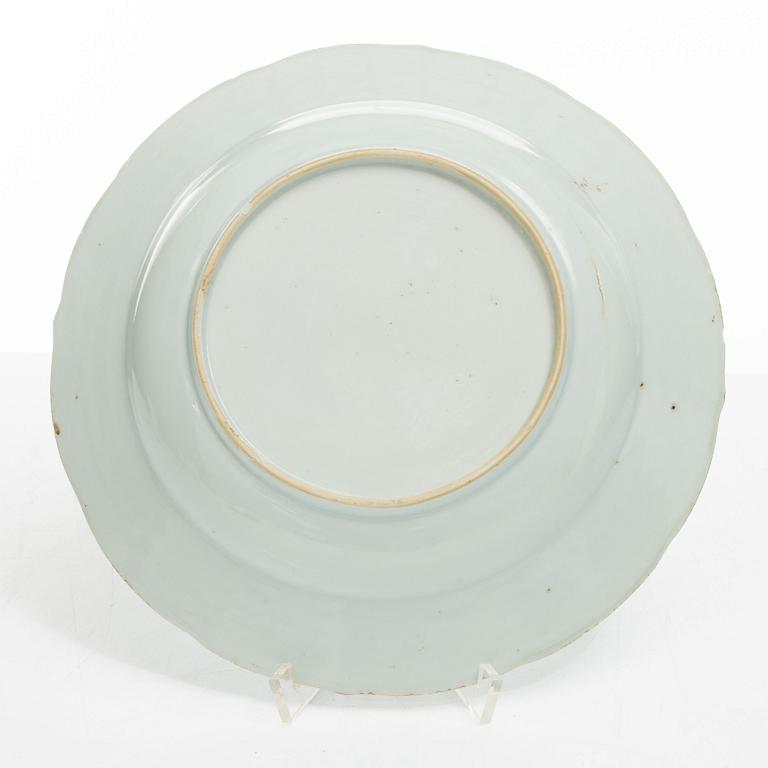 Tallrikar, 22 stycken, kompaniporslin, Kina, Qingdynastin, Qianlong (1736-95).