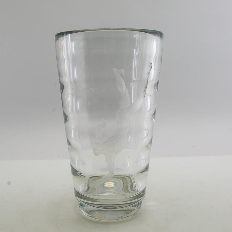 Vicke Lindstrand, vase, glass, "Pearl Fisher", Orrefors, 1930s.