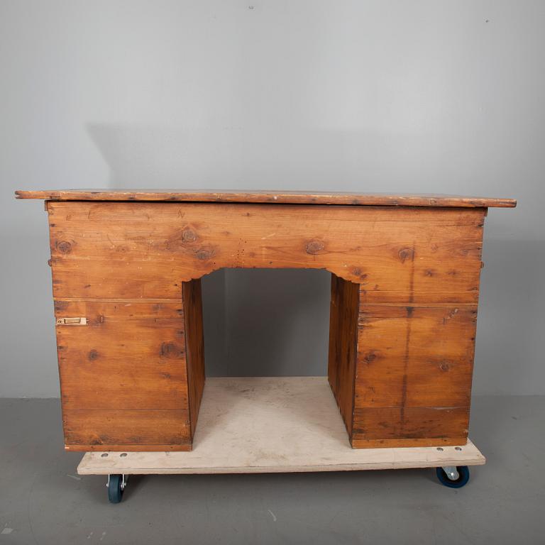 SKRIVBORD, 1800-talets slut.