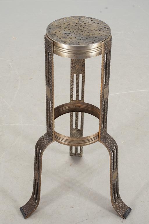 PIEDESTAL, tidigt 1900-tal.