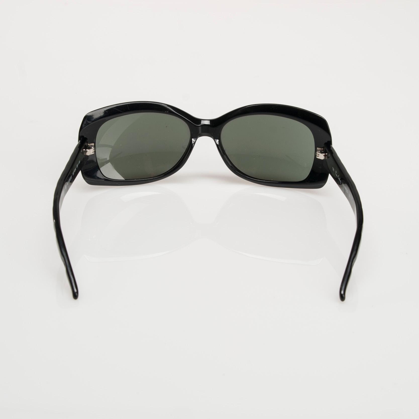 SOLGLASÖGON, Pierre Cardin.