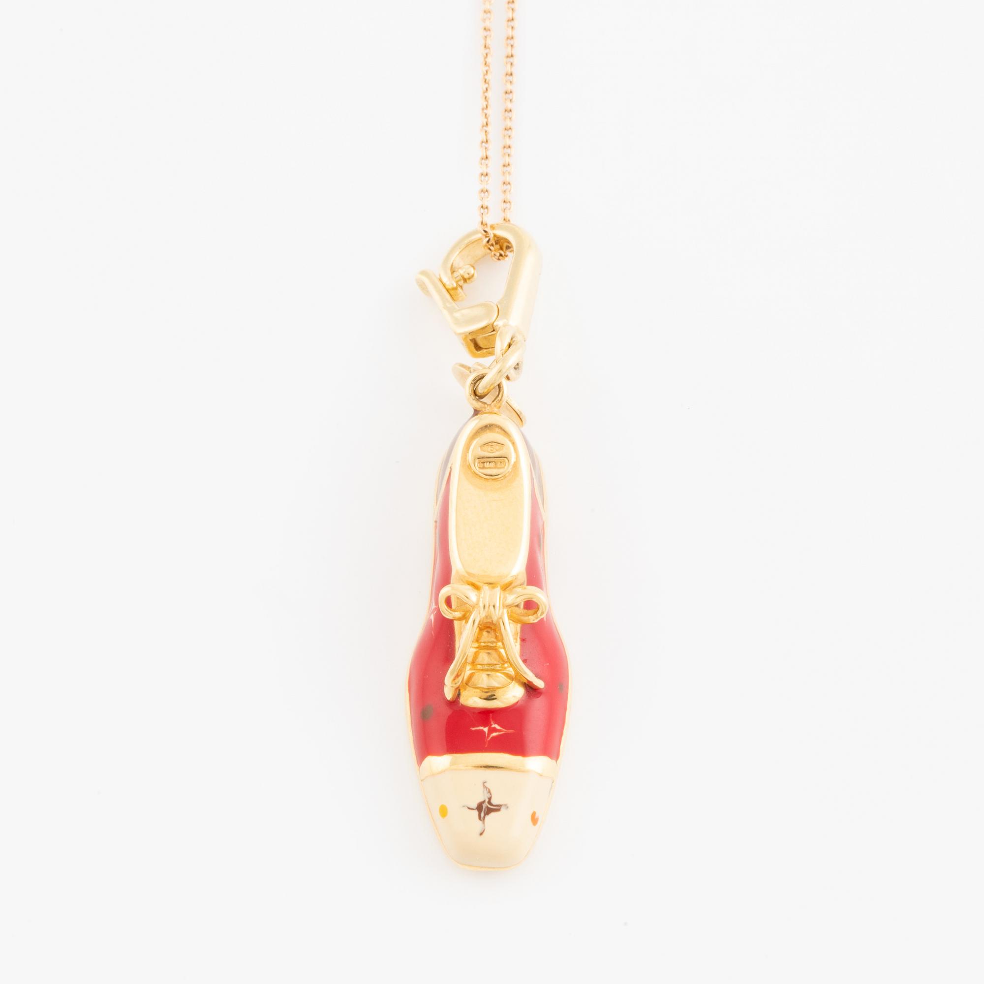 Gold and enamel shoe pendant, with gold chain.