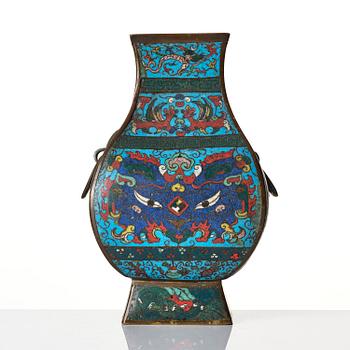 Vas, Fanghu, cloisonne. Sen Mingdynasti (1368-1644).