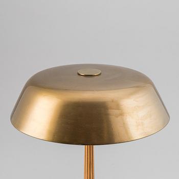 A modell 15474 table lamp from Böhlmarks, 1940's/50's.