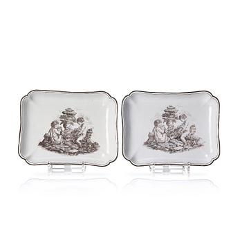 418. A pair of Swedish Marieberg grisaille faiance dishes, 18th century.