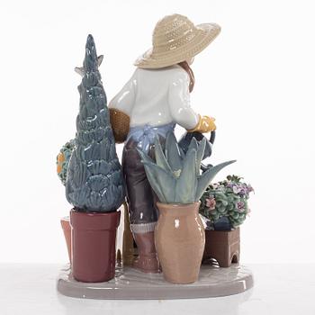 Lladró, figurine, "In my garden", Spain.